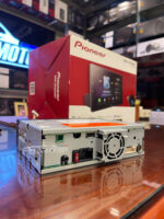 PIONNER DMH 8550BT Z Series Car Multimedia Player. 6