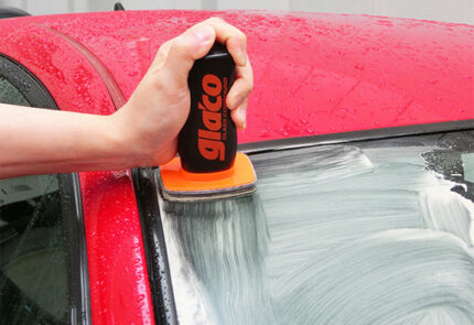 SOFT99 Glaco Glass Compound Roll 100ML – Oil Remover & Water Repellent Solution for Crystal Clear Car Glass