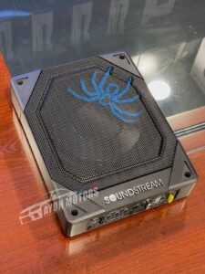 soundstream sabre 103as underseat subwoofer top view.jpg